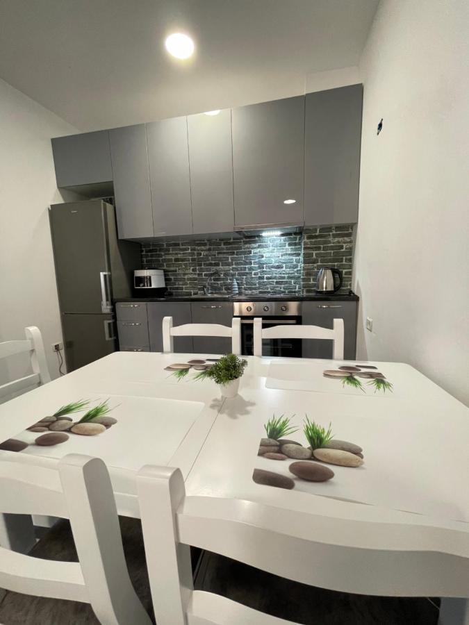 Apartments Big Family Dıraç Dış mekan fotoğraf
